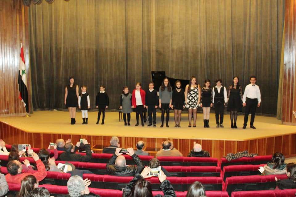 مديرية المعاهد الموسيقية والبالية في وزارة الثقافة  تقيم حفلا للطلاب المتفوقين في البيانو